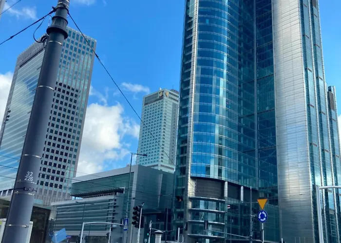 Platinum Towers With Parking *